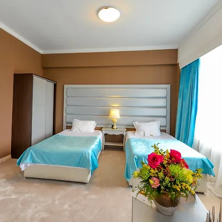 Hotel Phoenicia Grand