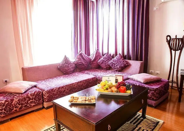 Ξενοδοχείο Phoenicia Grand 4*