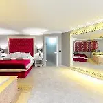 Phoenicia Grand Hotell