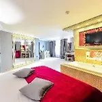 Phoenicia Grand Hotell