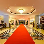 Phoenicia Grand 4*