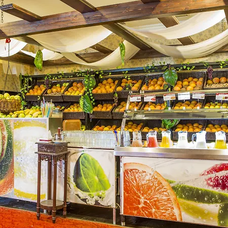 フェニシア グランド ホテル 4*