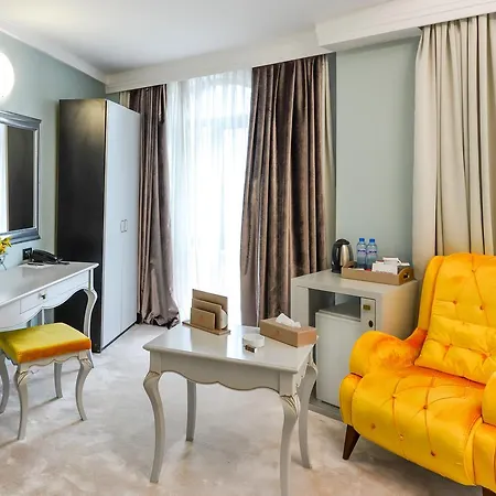 Phoenicia Grand Hotel