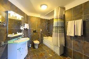 Phoenicia Grand 4*
