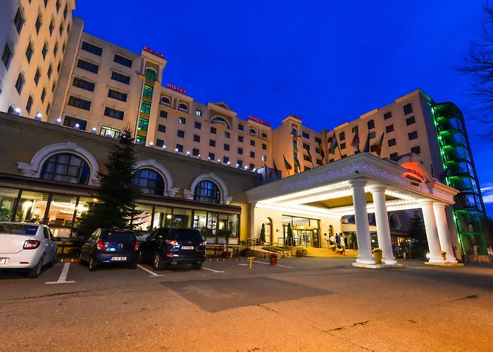 Phoenicia Grand Hotel 4*