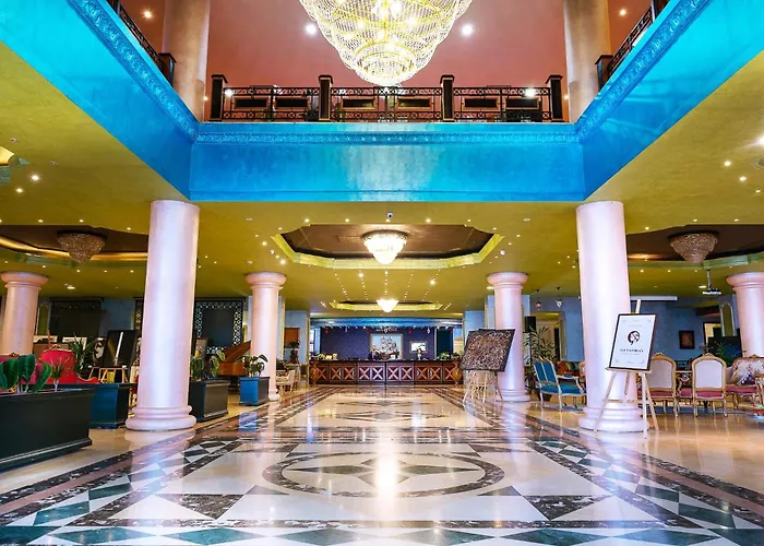 Phoenicia Grand 4*