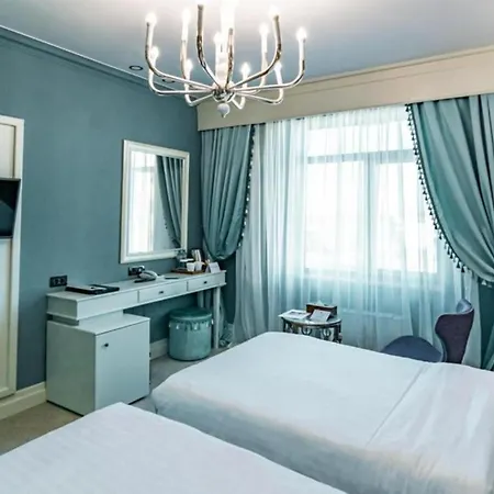Phoenicia Grand Hotel