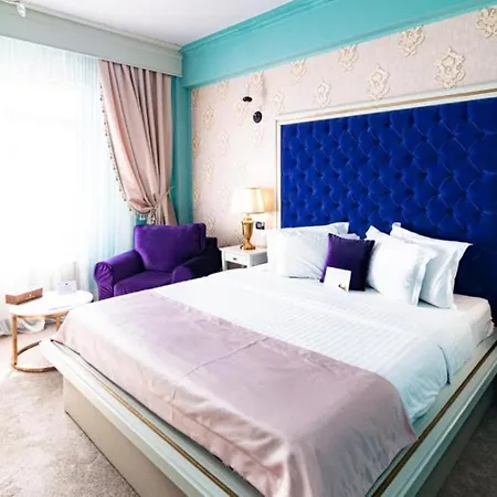 Hotel Phoenicia Grand