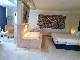 Phoenicia Grand Bukarest