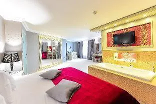 Phoenicia Grand Hotel