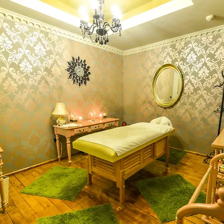 Phoenicia Grand Hotel 4*