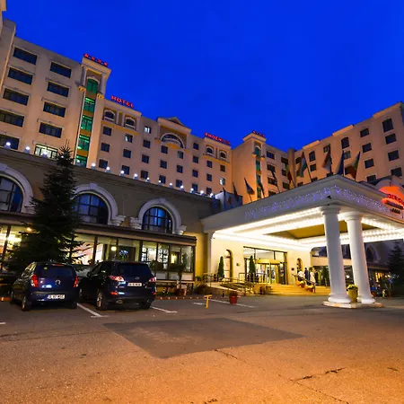 Phoenicia Grand Hotel 4*