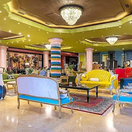 Hotel Phoenicia Grand 4*