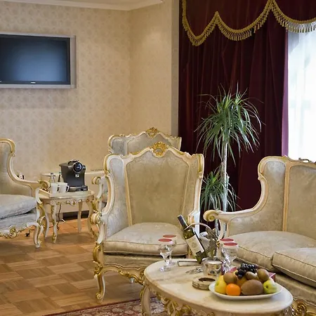 Phoenicia Grand 4* Bucharest