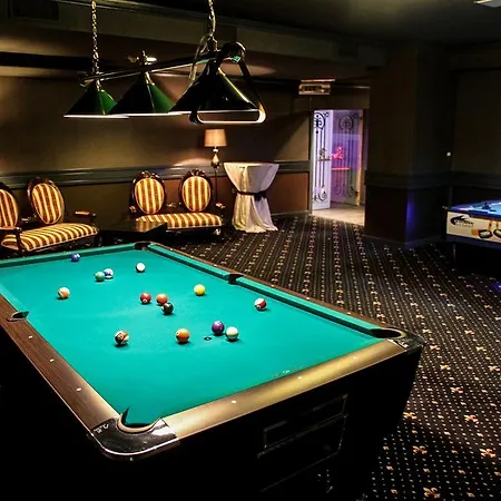 Phoenicia Grand