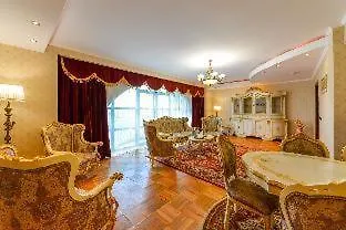 Szálloda Phoenicia Grand Bukarest