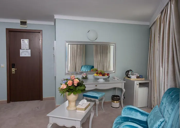 Phoenicia Grand Готель Бухарест