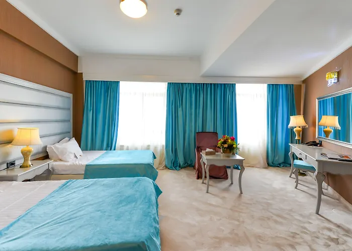 Hotel Phoenicia Grand