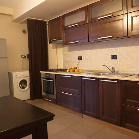 Hotel Phoenicia Grand 4*